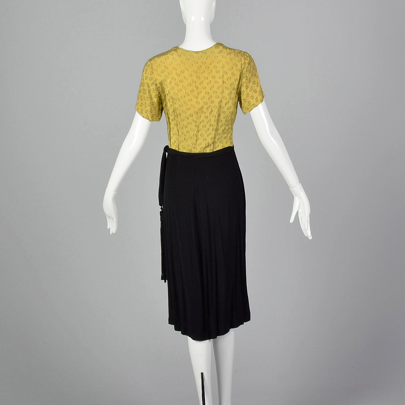 1940s Yellow Dress with Unique Hip Tie Sash