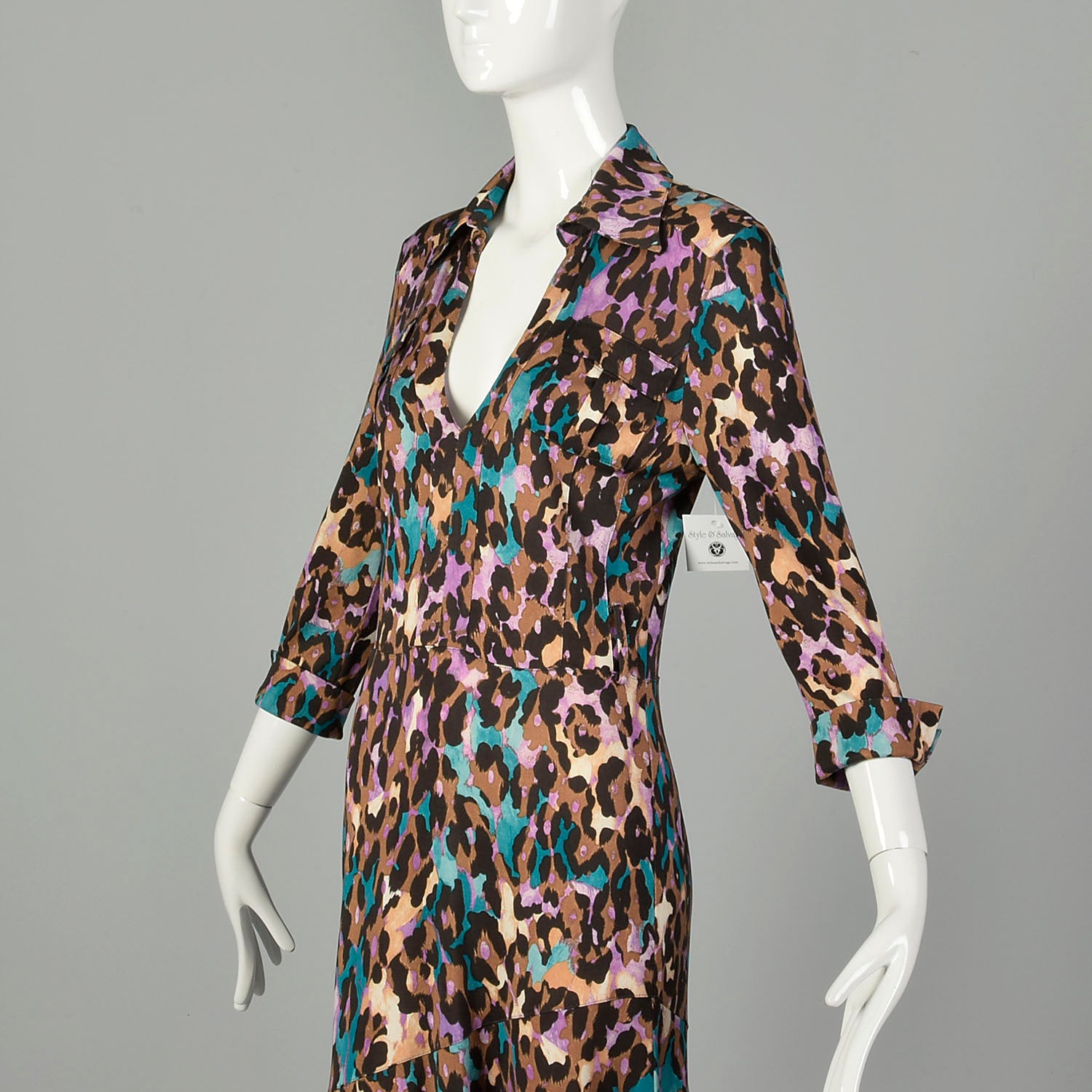 Medium Diane Von Furstenberg Animal Print Dress Silk Jersey Cuffed Sleeves