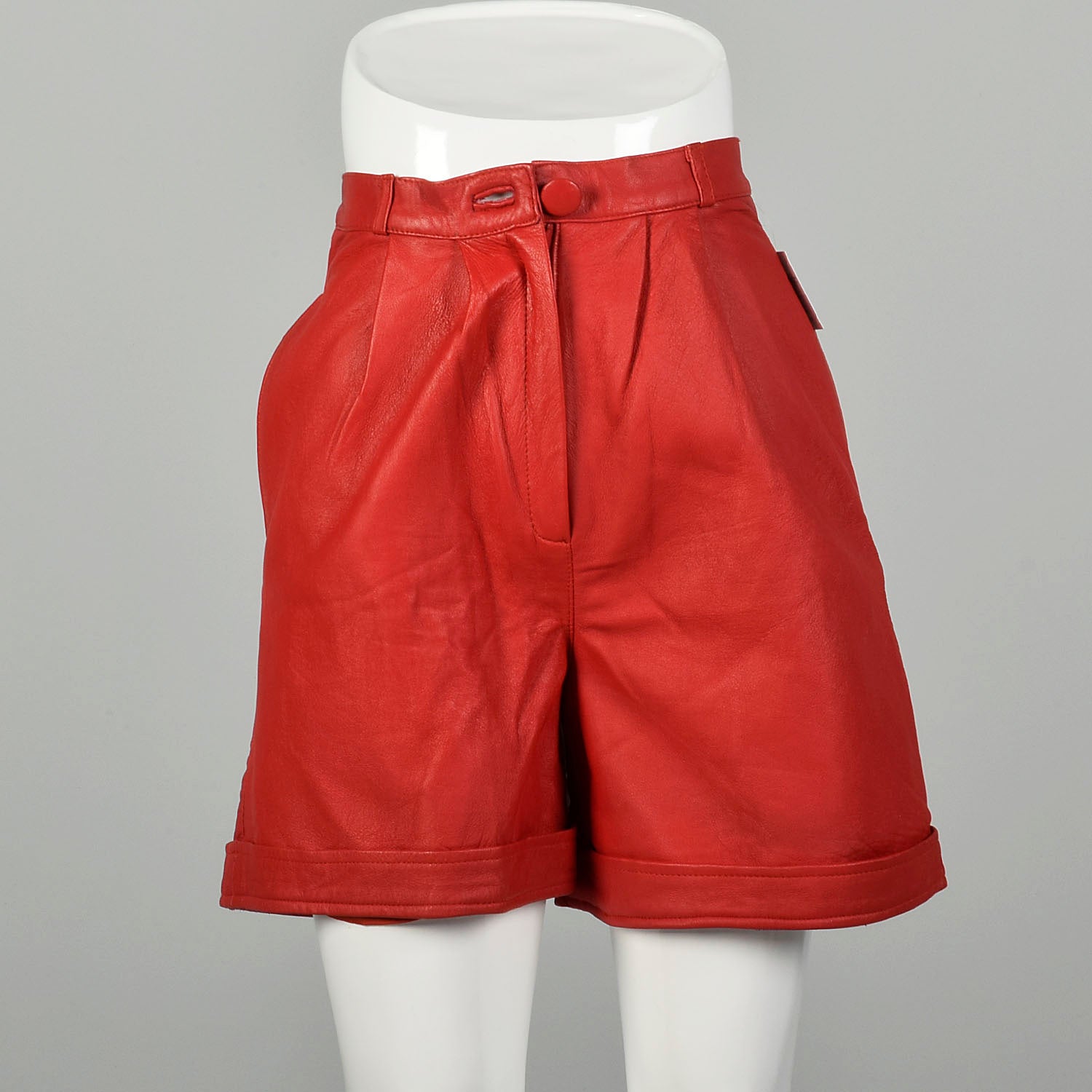 XS 1980s Red Leather Shorts Pleated Button Front Sexy Cuffed Bottoms