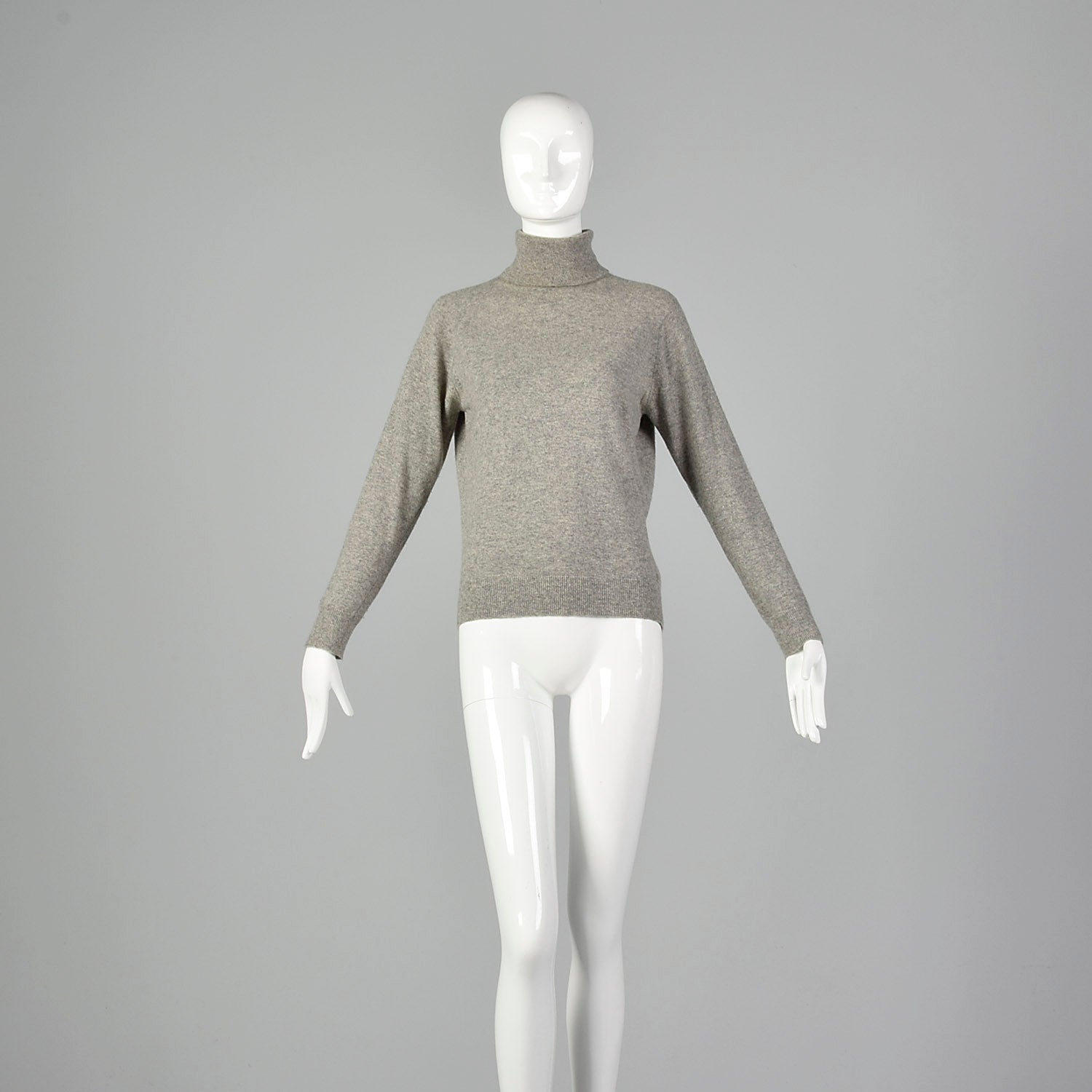 Medium Brooks Brothers 1970s Gray Cashmere Turtleneck Sweater