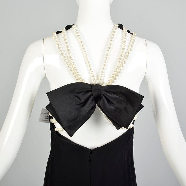Medium 1980s Victor Costa Pearl Back LBD Sexy Cocktail Little Black Dress