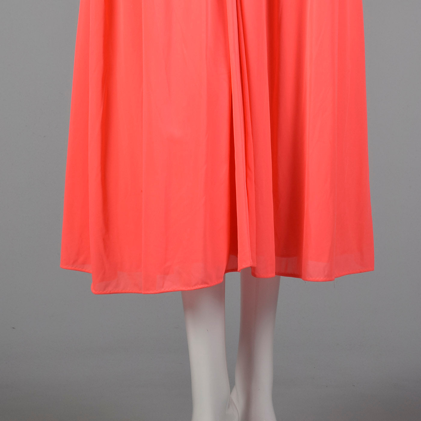 1960s Saks Fifth Avenue Pink Lounge Robe