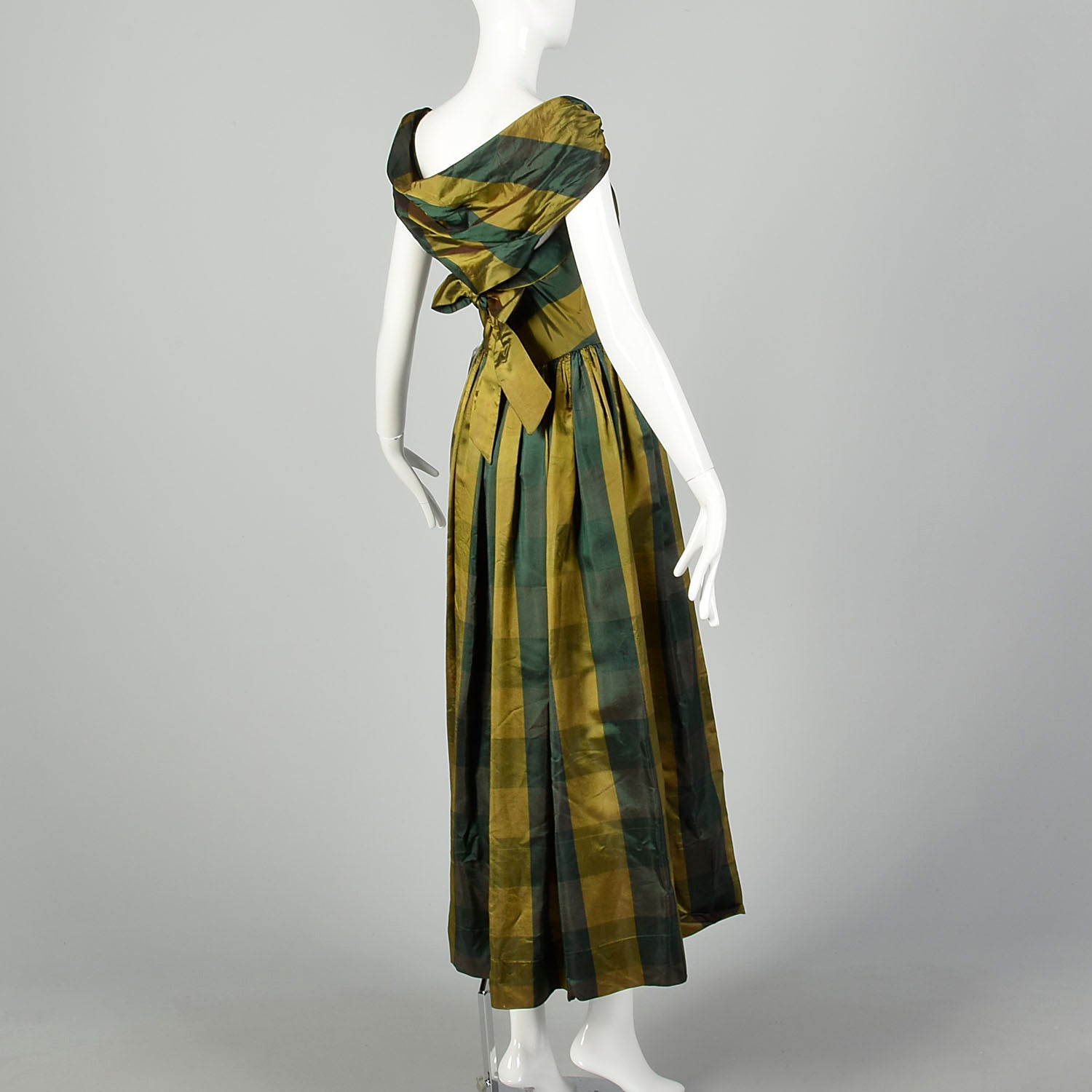 XS 1940s Green Gold Taffeta Party Dress Plaid Tea Length Gown Chevron Style & Salvage XS 1940s Green Gold Taffeta Party Dress Plaid Tea Length Gown Chevron Style & Salvage