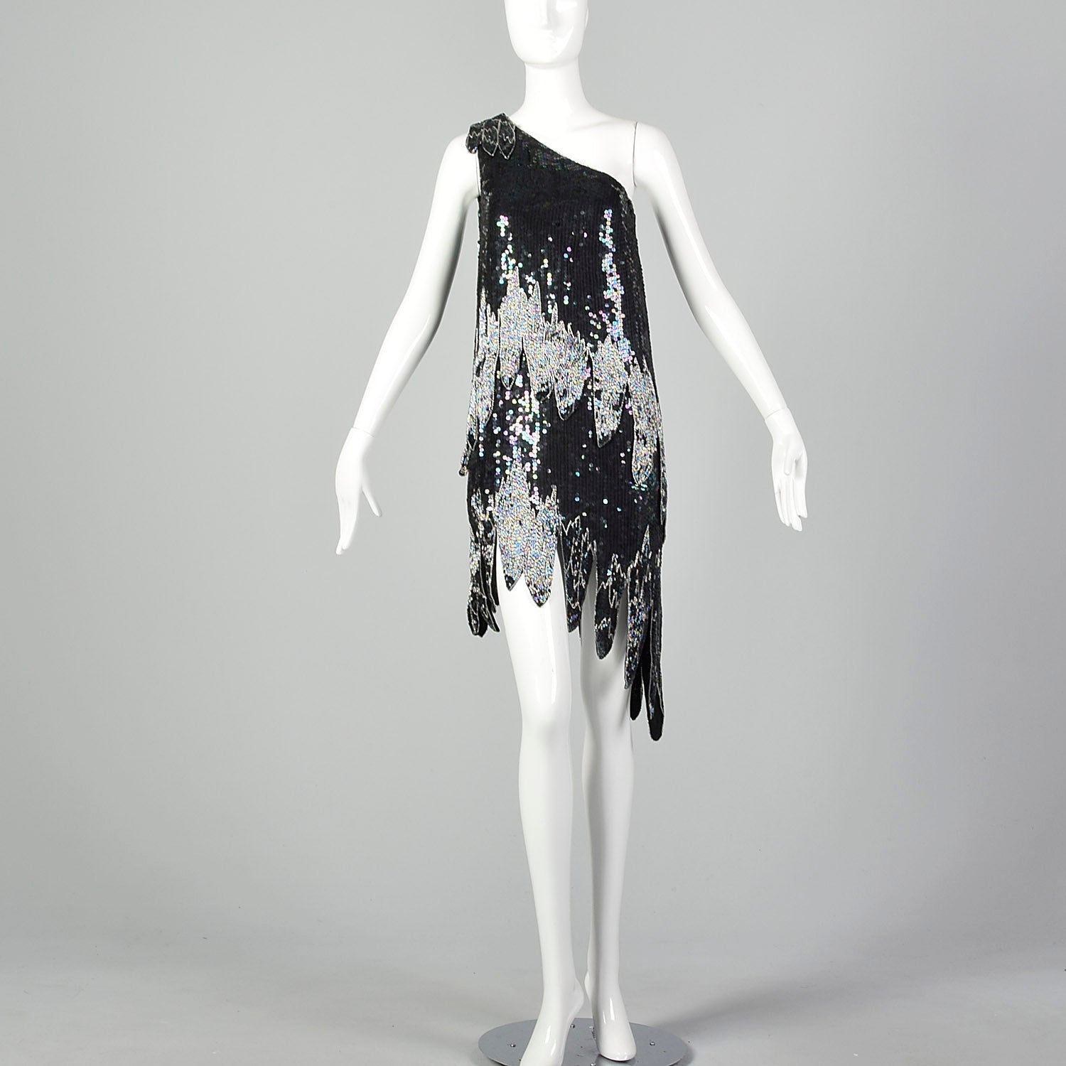Medium 1990s Flapper Style Sequin One-Shoulder Dress
