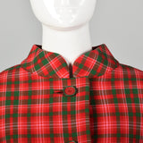 Medium Geoffrey Beene 1960s Red and Green Plaid Swing Coat