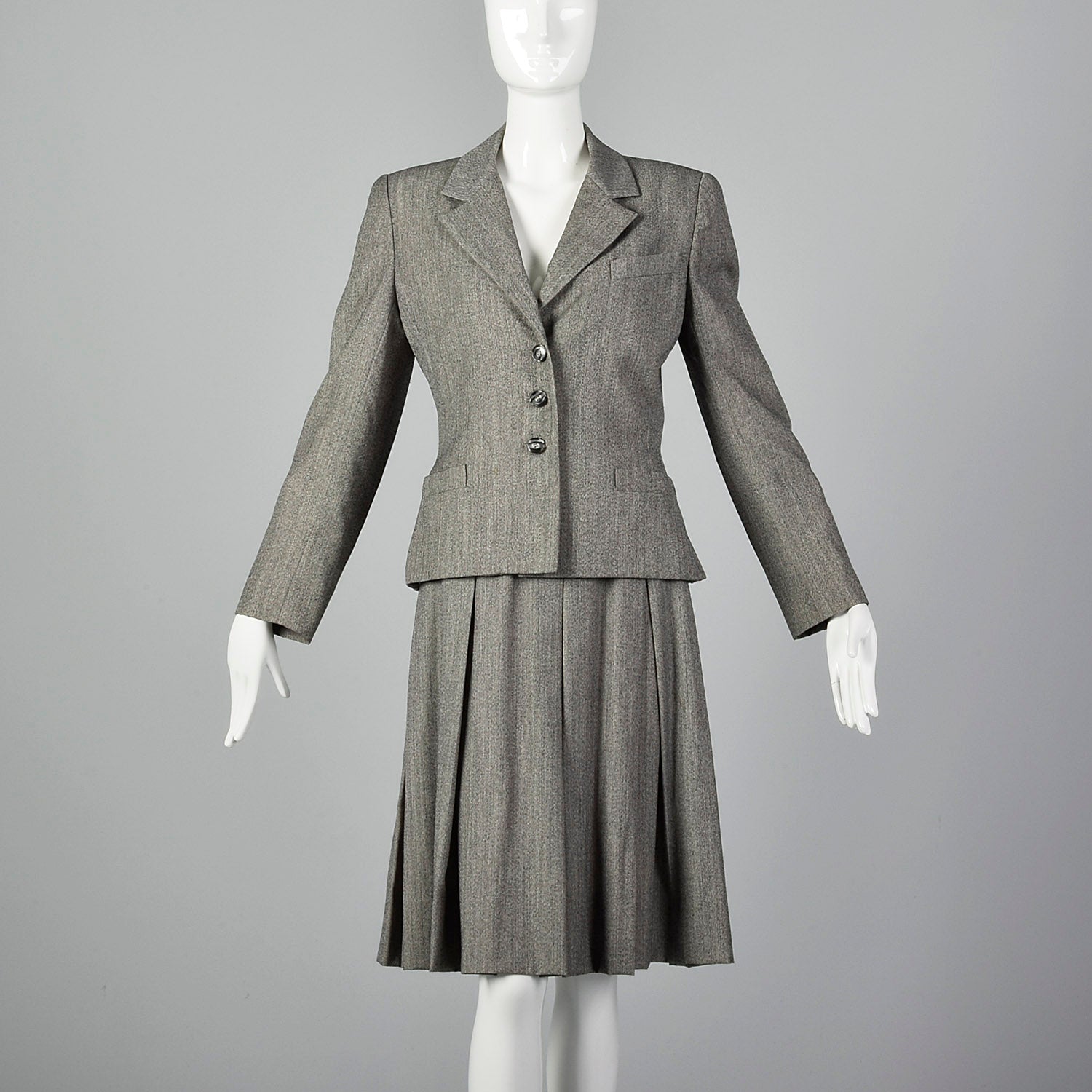 Medium Bill Blass 1980s Gray Wool Skirt Suit