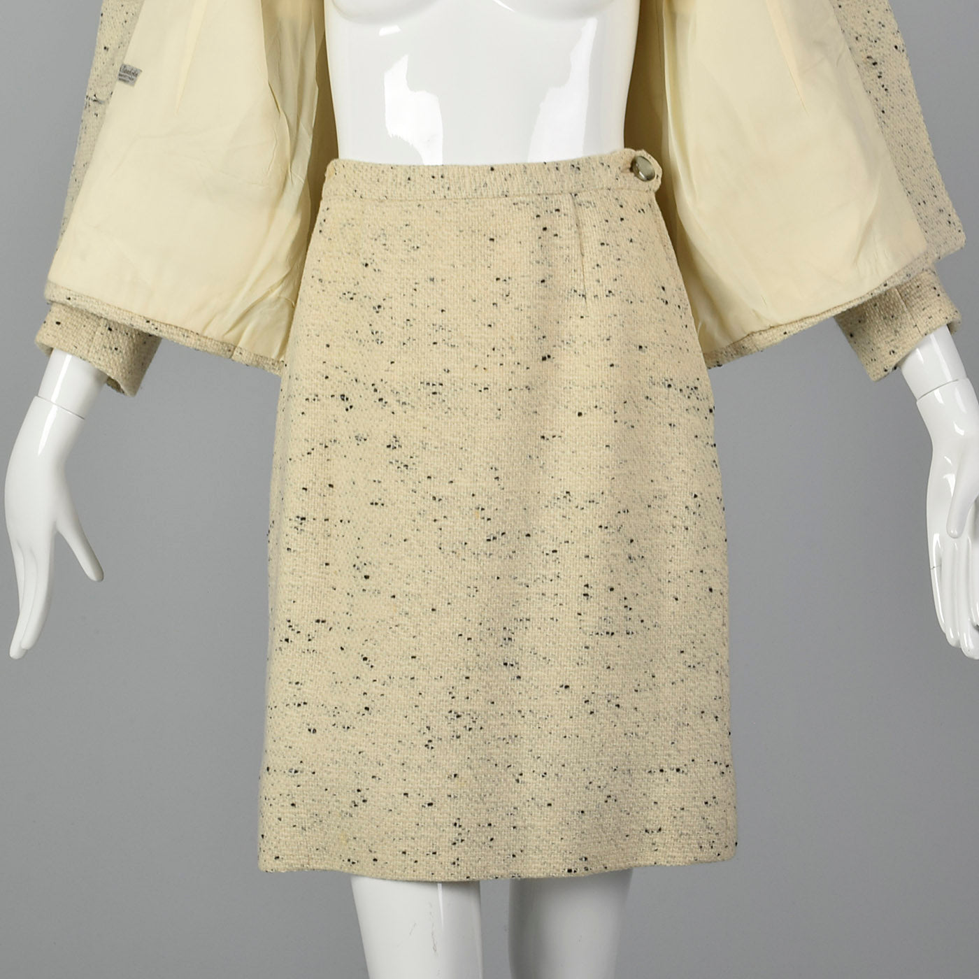 1960s Cream Skirt Suit with Navy Blue Flecks