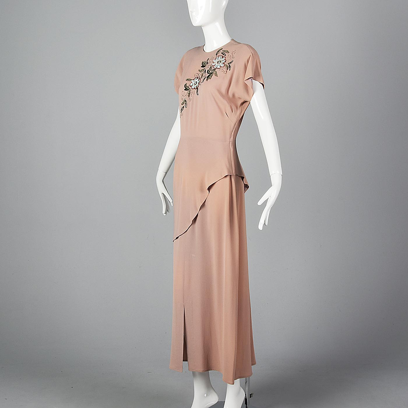 1940s Peach Crepe Gown with Floral Beaded Bodice