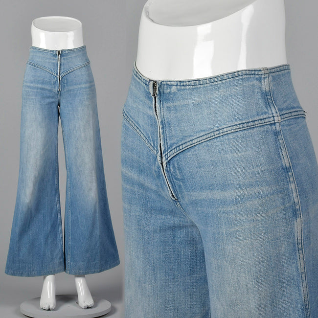 1970s Bell Bottom Cotton Denim Zip Front jeans