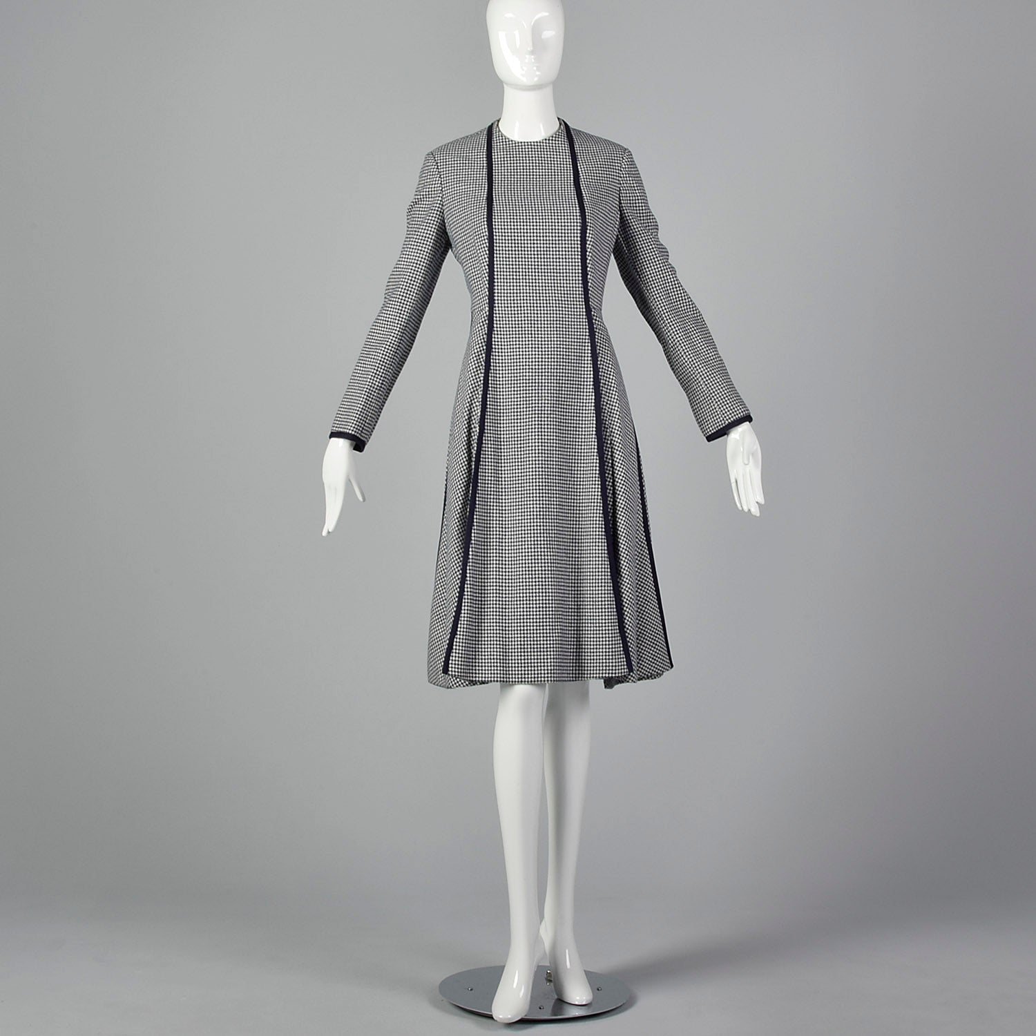 Medium Geoffrey Beene 1970s Navy Houndstooth Dress