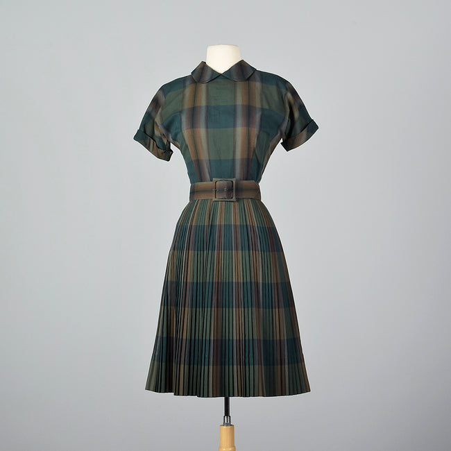 1950s Summer Dress in Green Plaid
