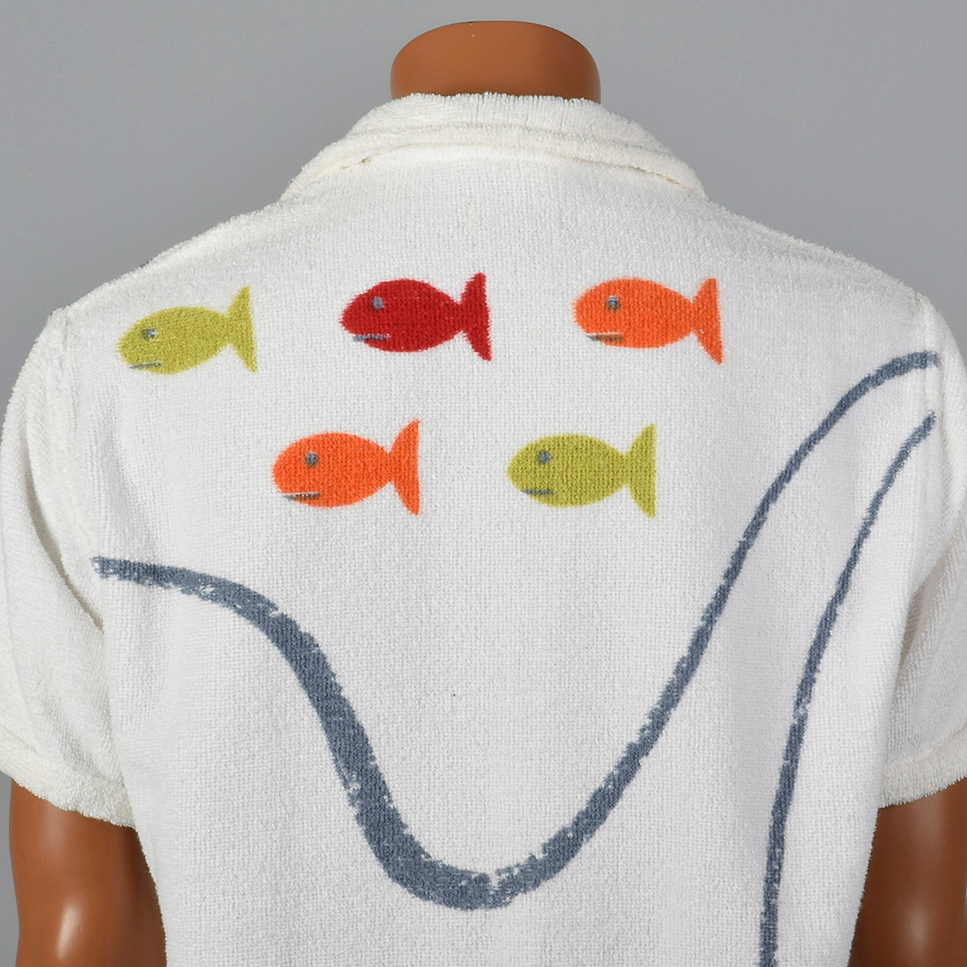 1950s Mens Terry Cloth Pull Over Shirt with Fish