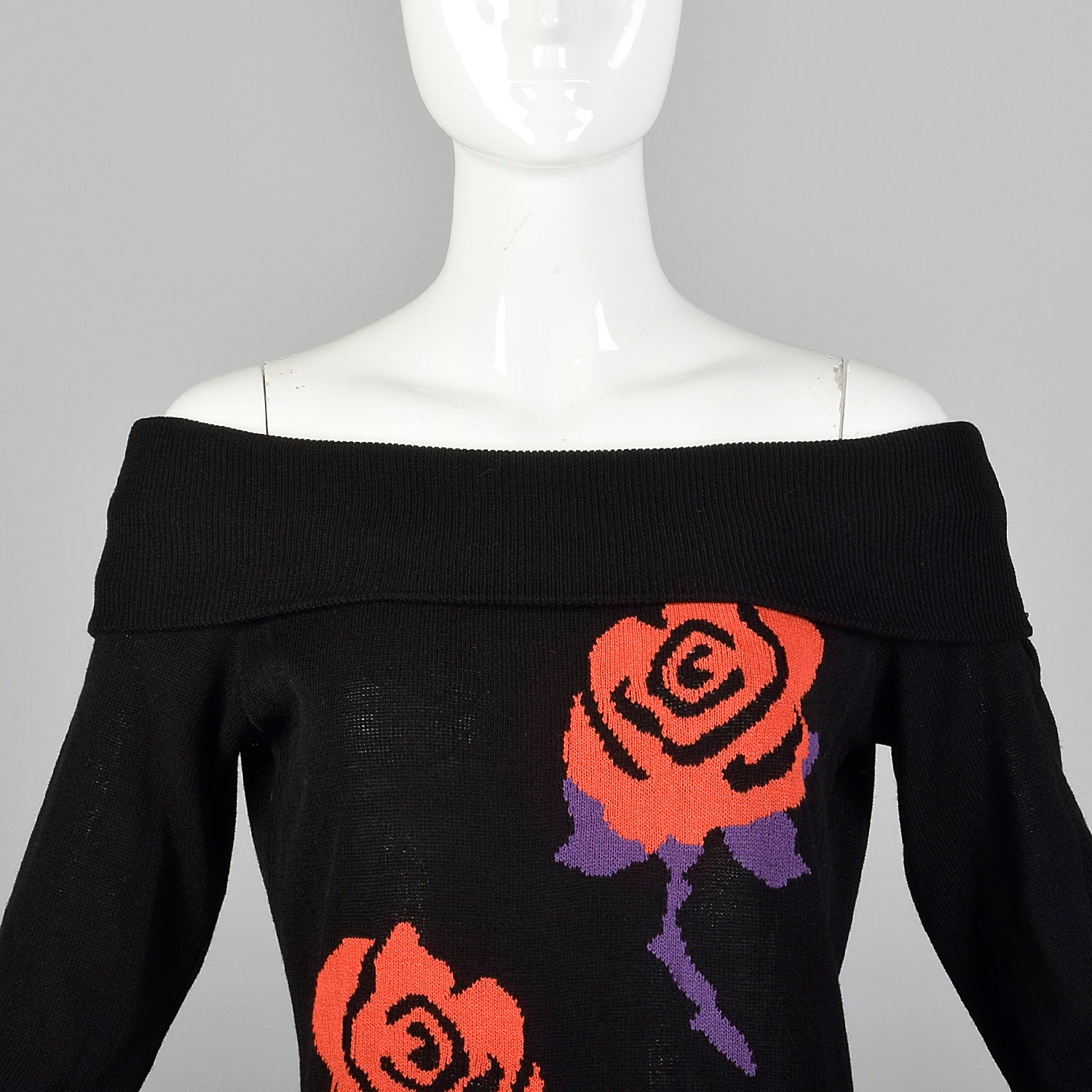 XS Gianni Versace Spring Summer 1988 Black Novelty Sweater