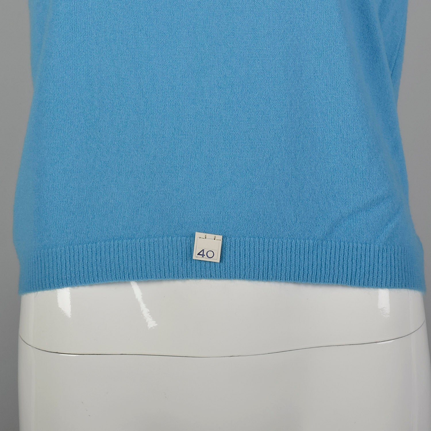 Small 1960s Light Blue Sleeveless Sweater