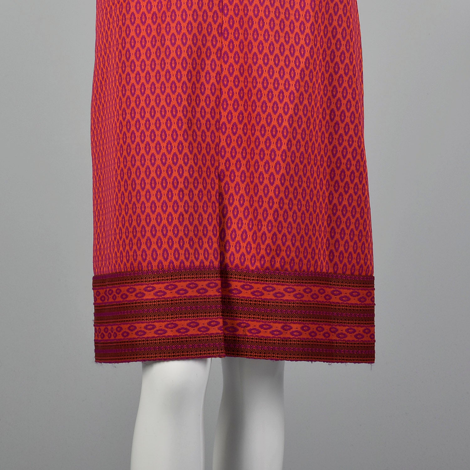 1970s Suzy Perette Victor Costa Raspberry Pink Knit Dress