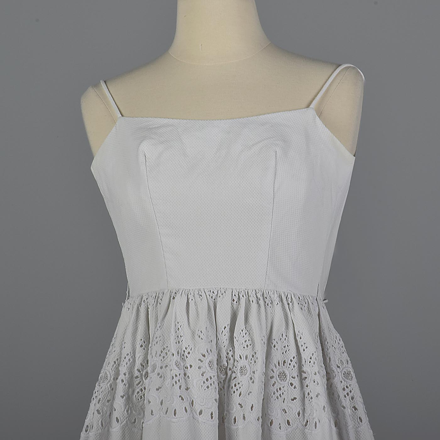 XXS 1950s Eyelet Dress White Cotton Sleeveless