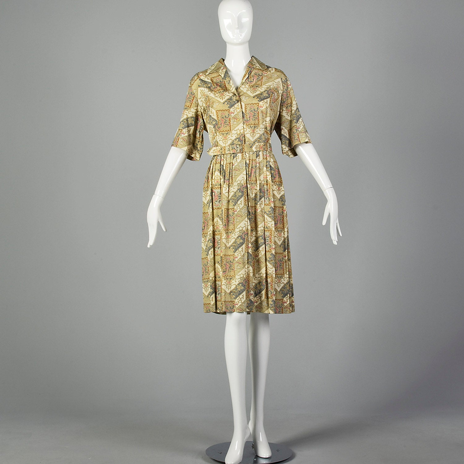 XXL 1950s Ivory Printed Cotton Day Dress