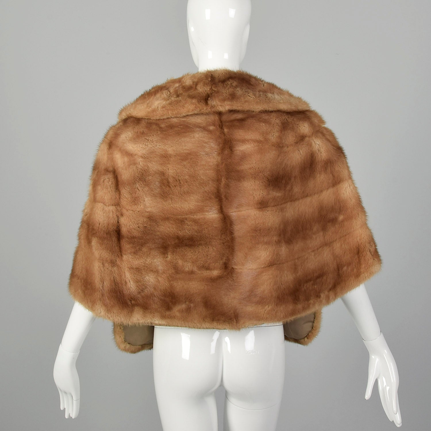 XS-Medium 1960s Brown Mink Stole