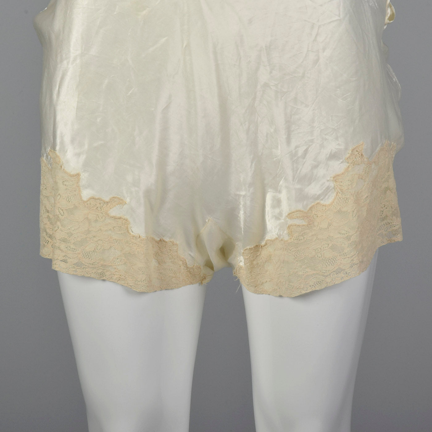 1930s White Slip Shorts with Lace Trim – Style & Salvage