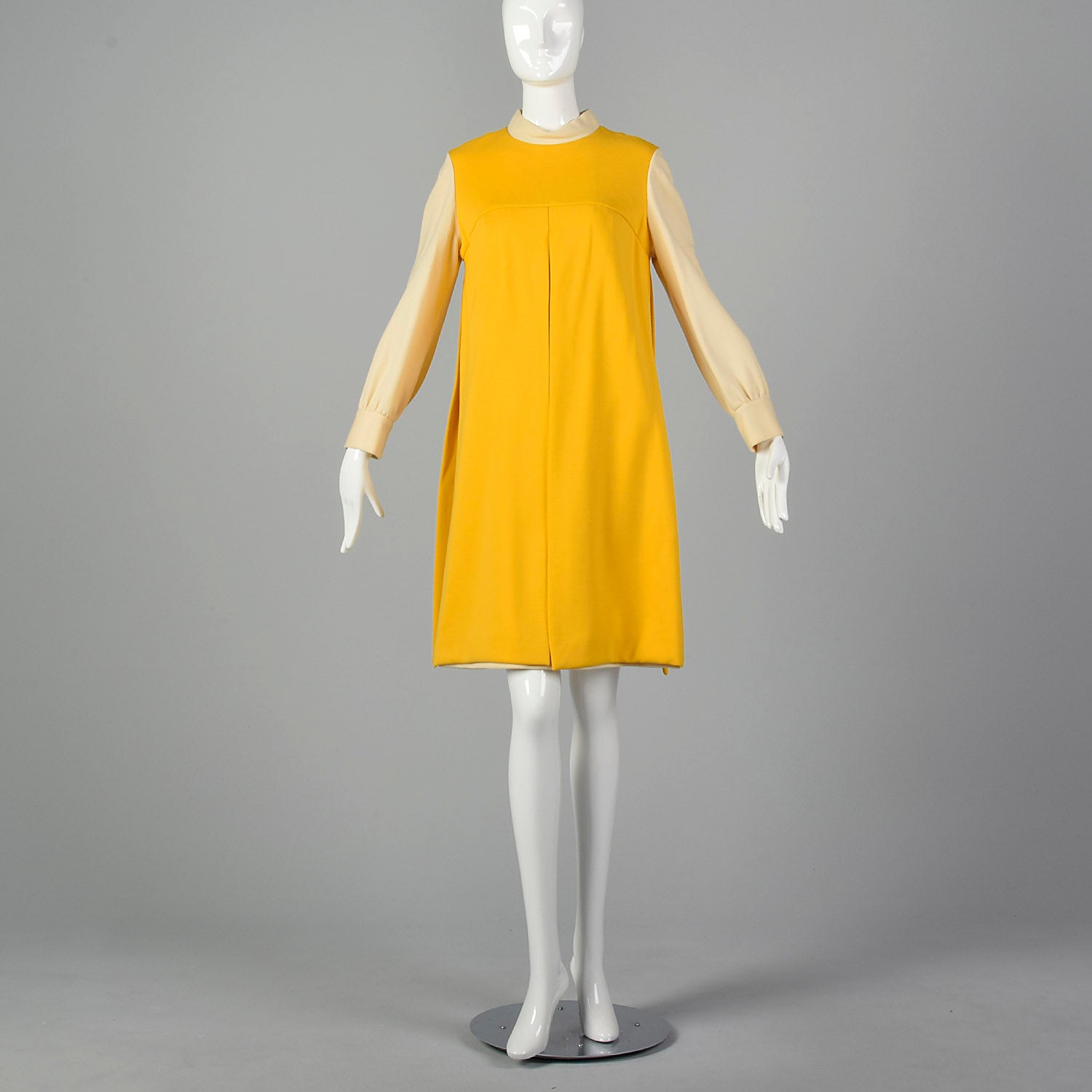 Medium 1960s Yellow Mod Dress