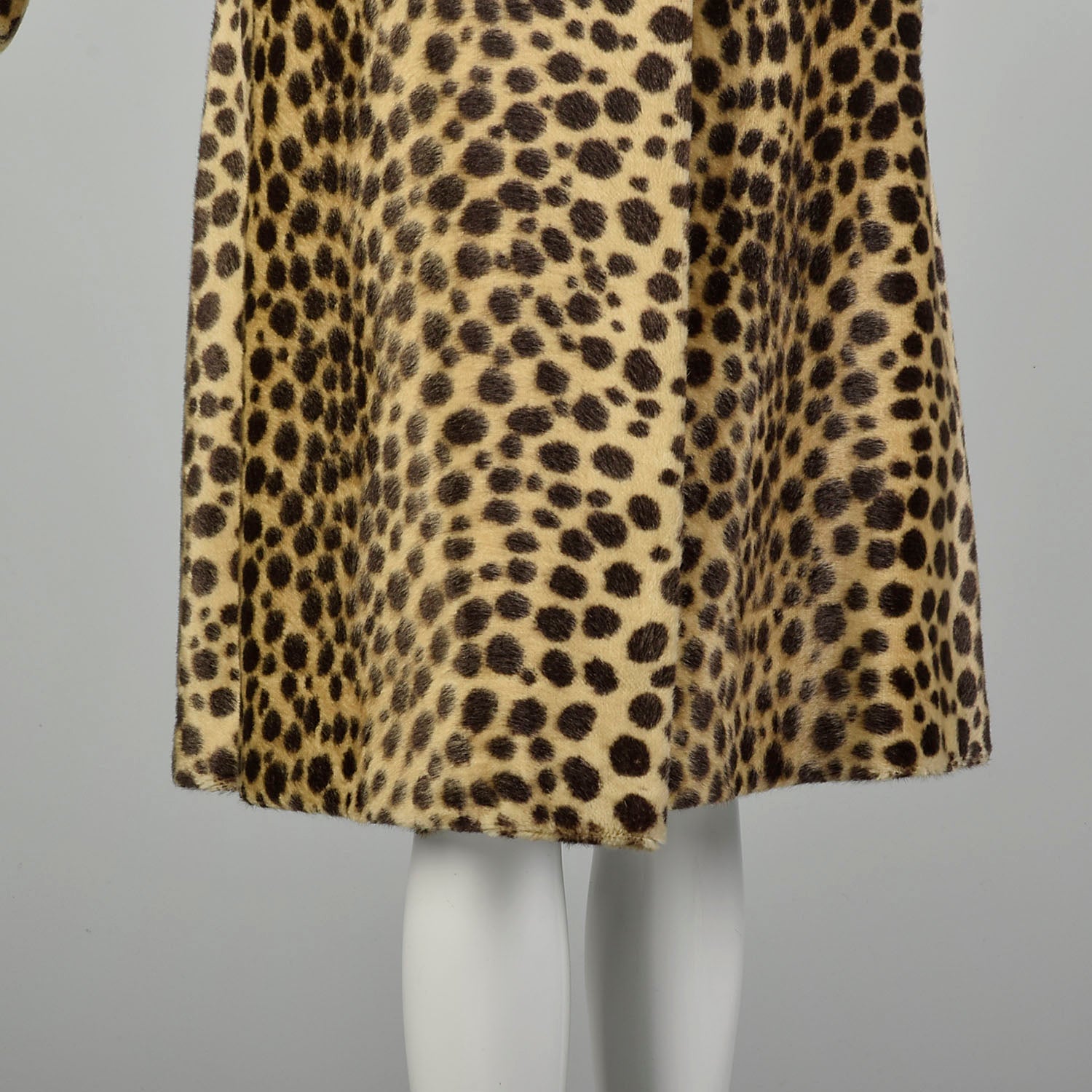 Medium 1960s Vegan Leopard Fur Winter Coat Mod Double Breasted Faux Fur