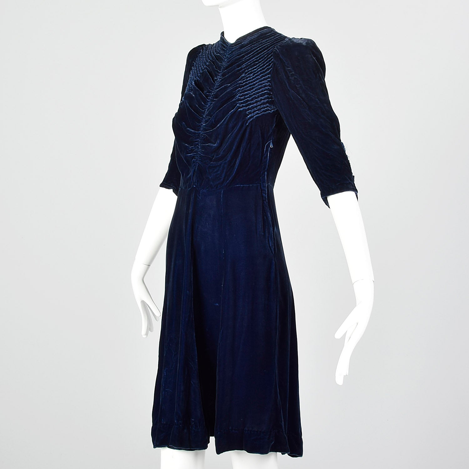 Small 1930s Blue Velvet Dress