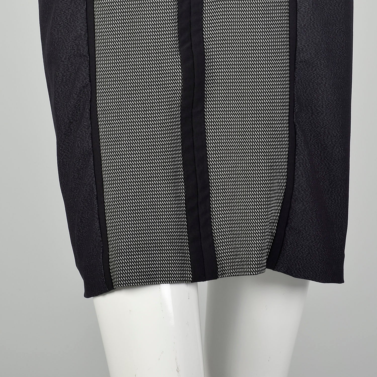 2010s Medium Nicole Miller Artelier Dress Structural Zip Front BodyCon
