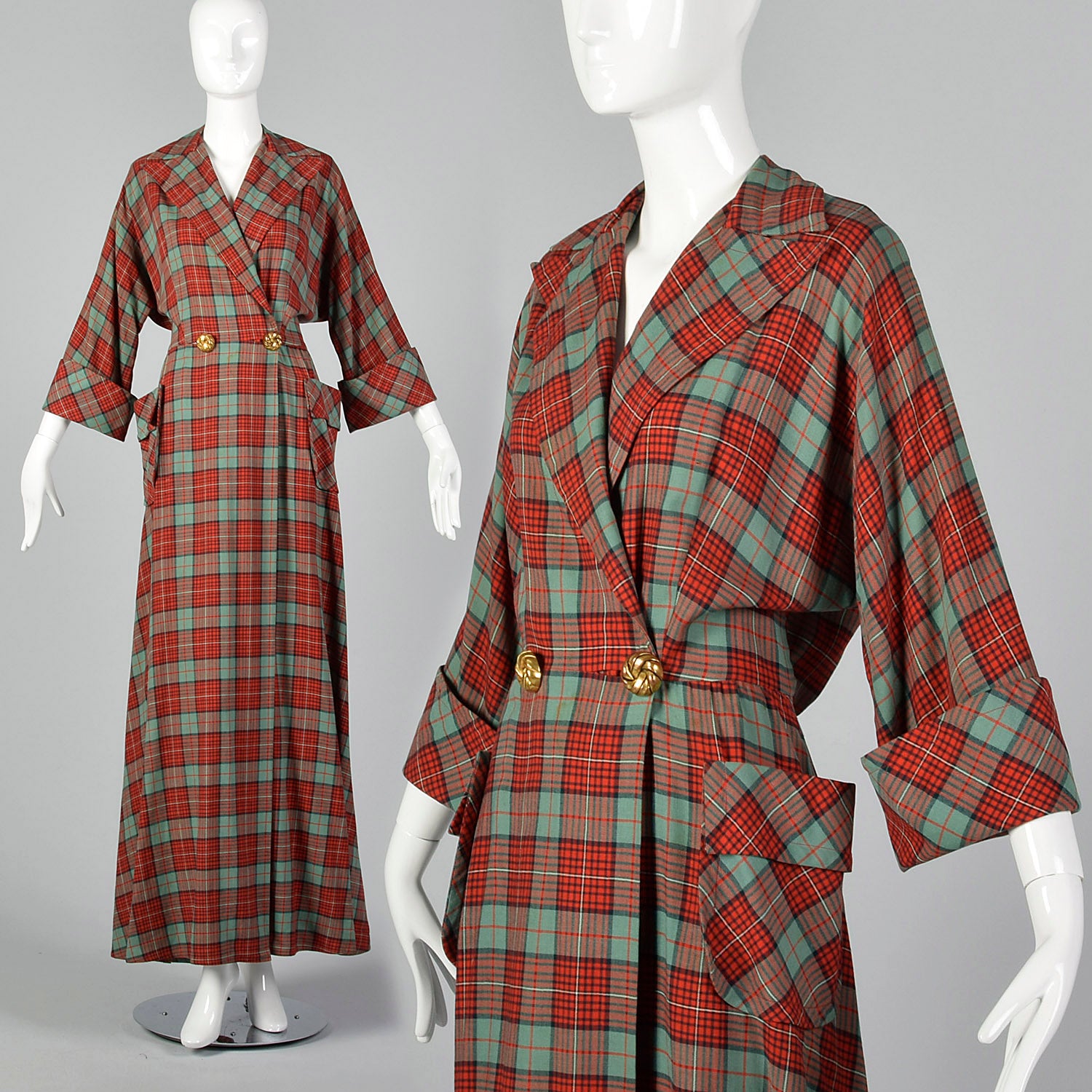 Large 1940s / 1950s Plaid Dressing Gown