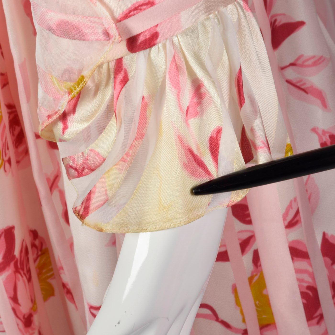 Medium 1970s Christian Dior Pink Floral Stripe Dress Long Sleeve