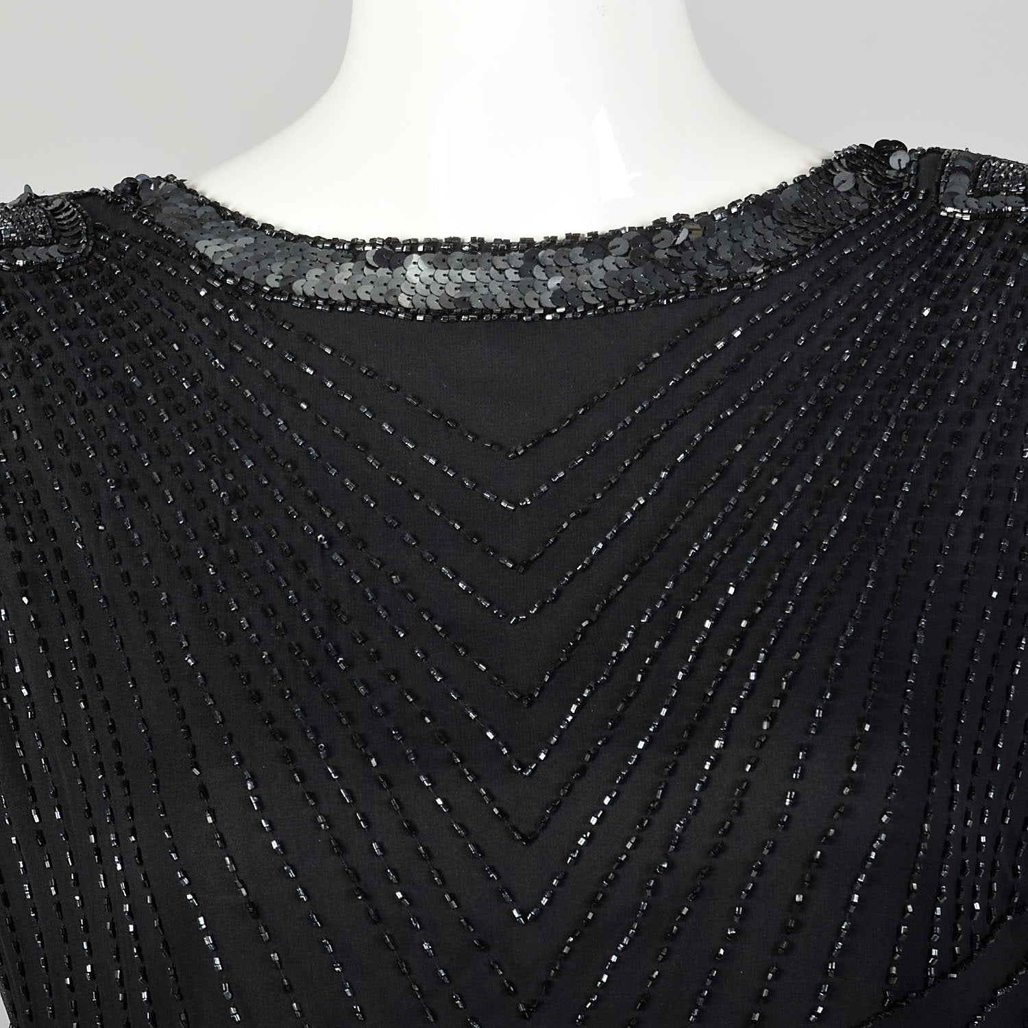 Medium 1980s Black Silk Beaded Dress Cocktail Party Keyhole Back