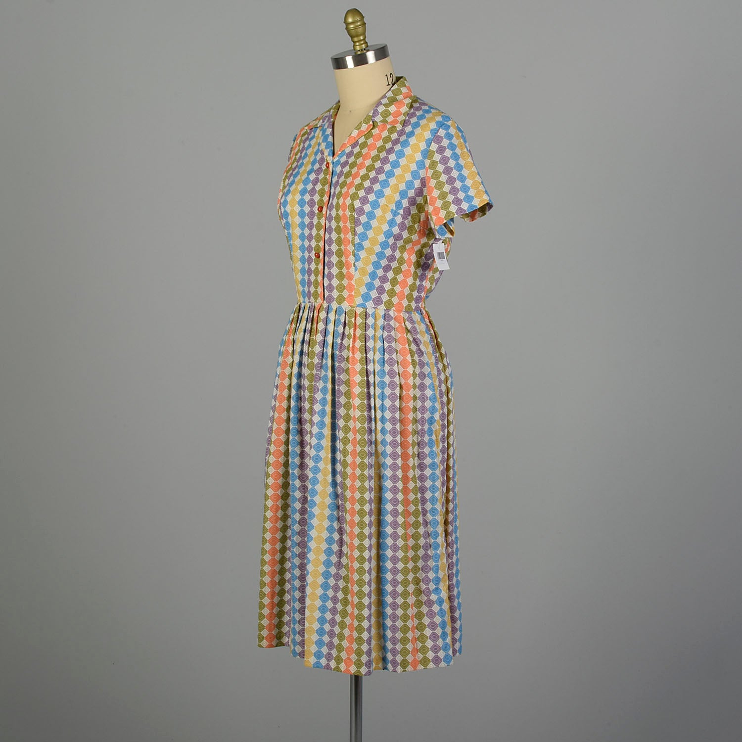 Large 1950s Cotton Day Dress with Colorful Print Shirtwaist