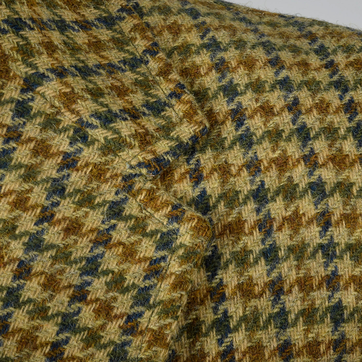 1960s Mens Tweed Jacket in Gold Houndstooth