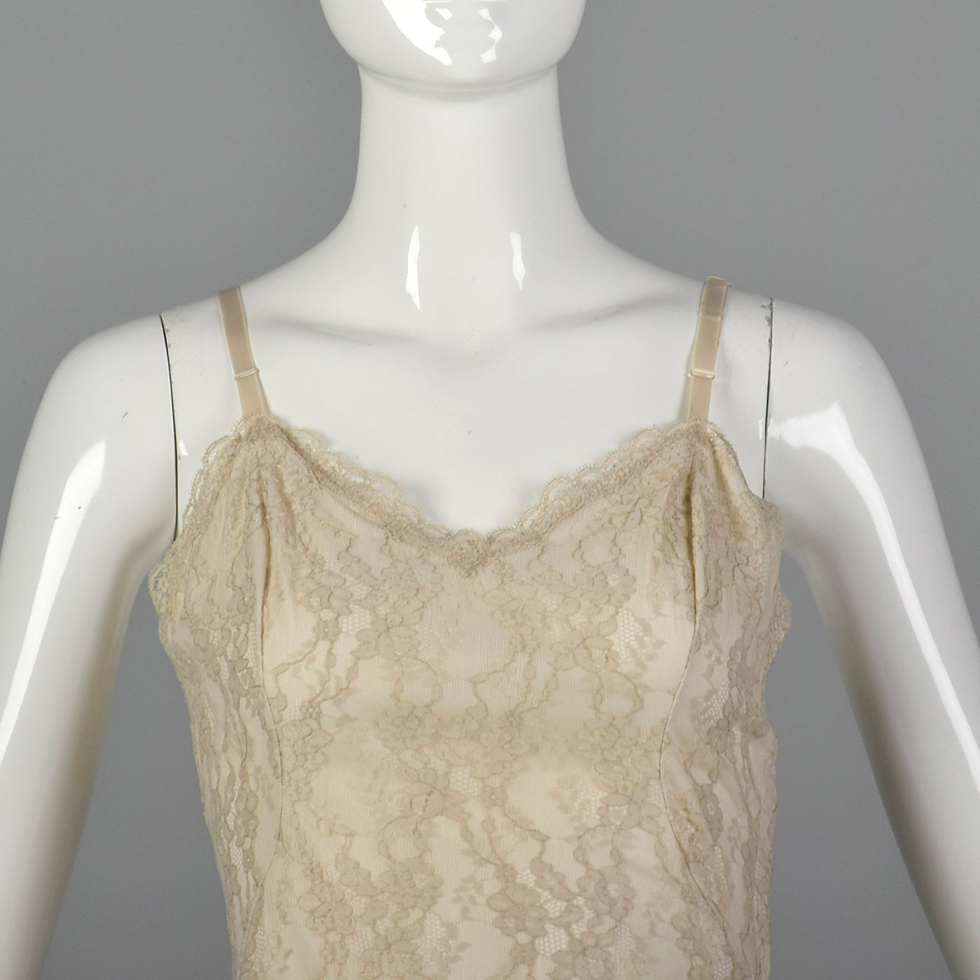 1950s Van Raalte Cream Lace Slip
