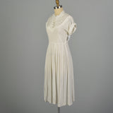 Medium 1950s White Rayon Summer Casual Dress with Pearl Neckline