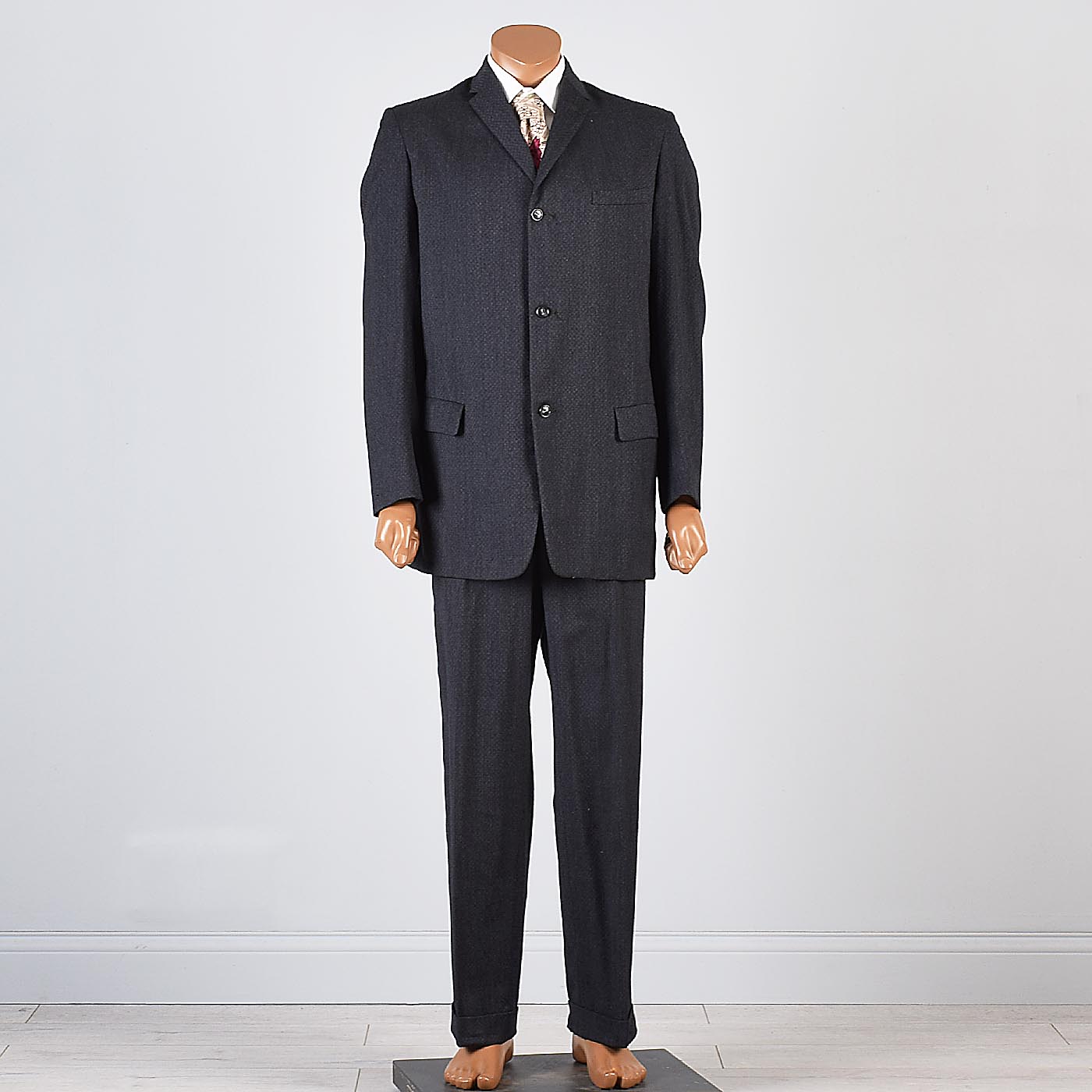 1950s Mens Two Piece Suit in Charcoal Gray