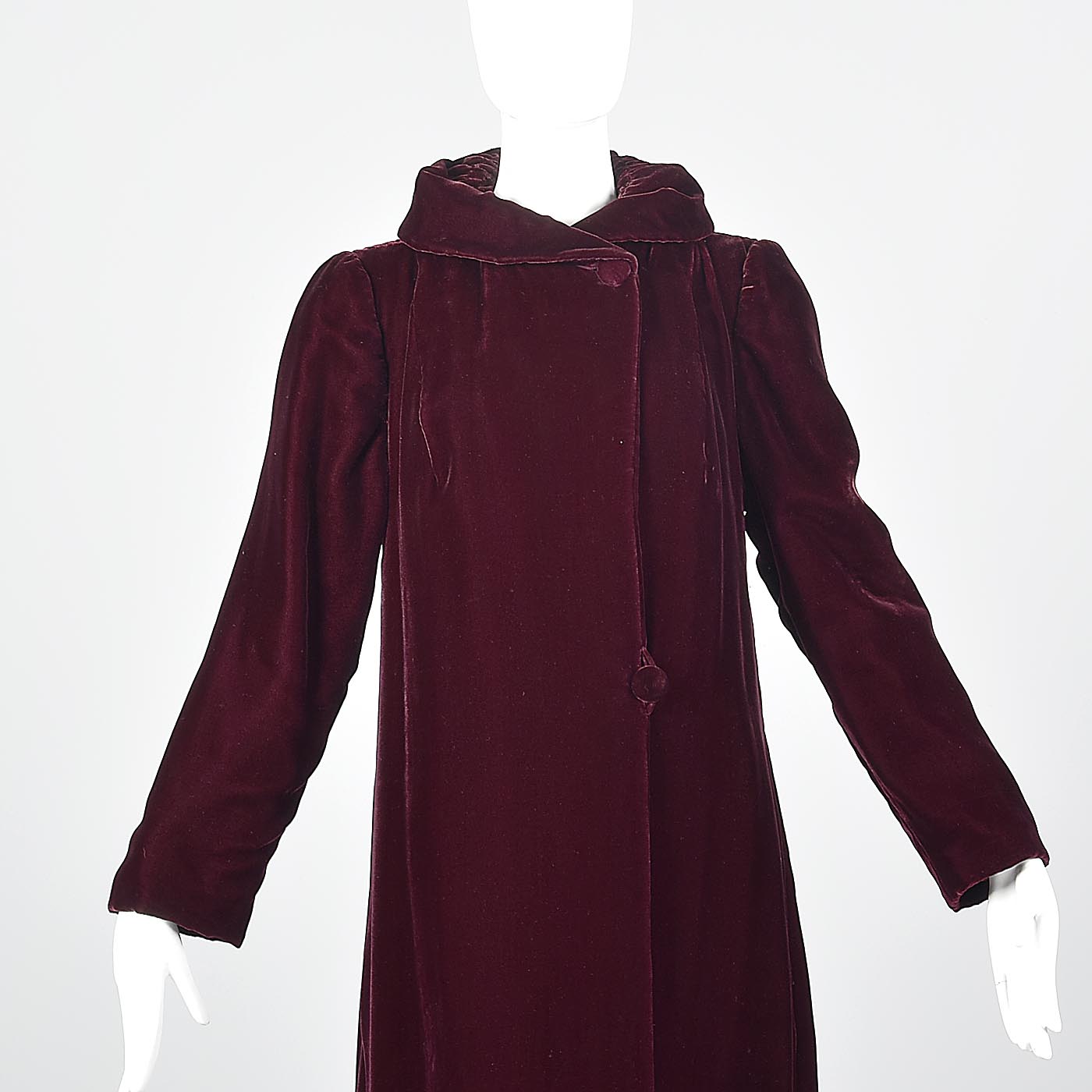 1940s Burgundy Velvet Opera Coat