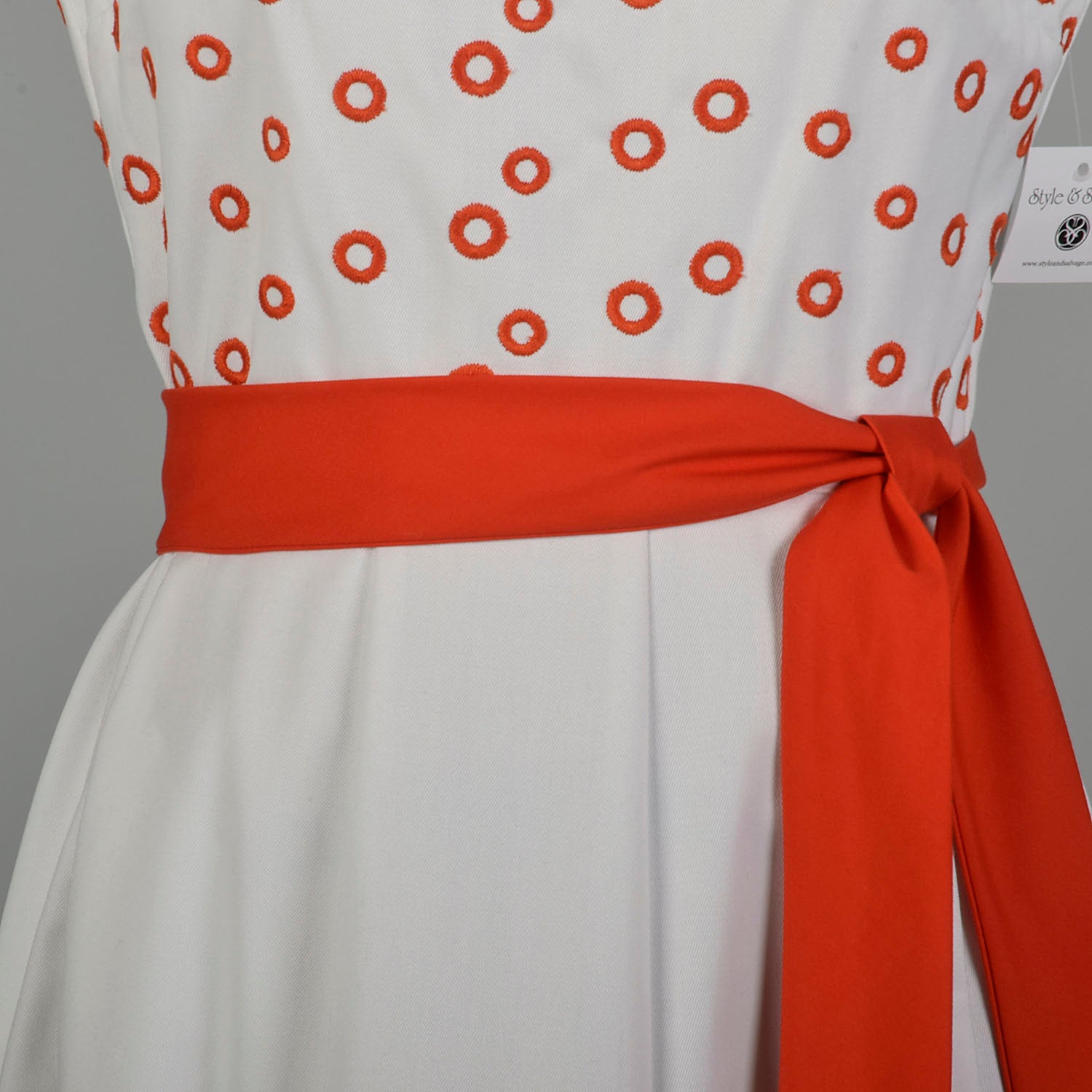 XL 1960s Pat Premo Dress White with Orange Embroidery and Bow