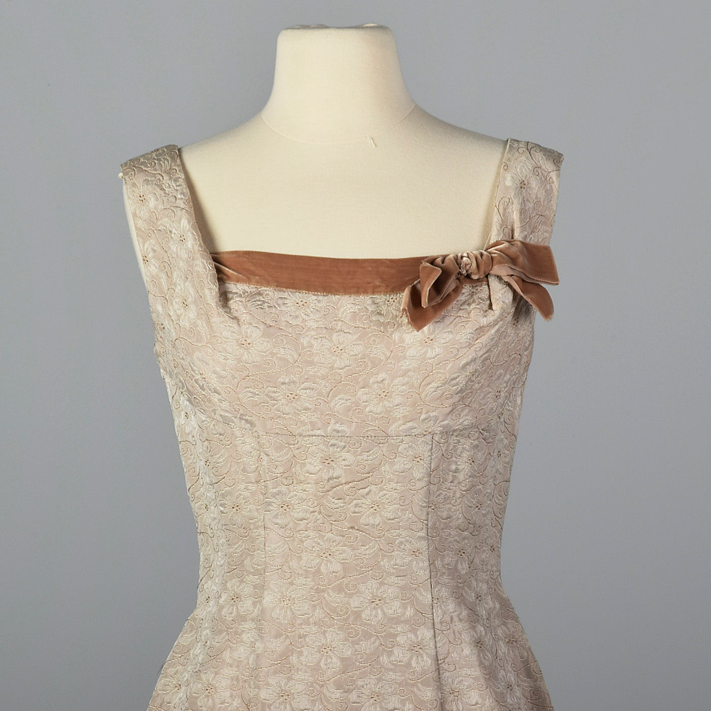 1950s Tan Dress with Mermaid Skirt