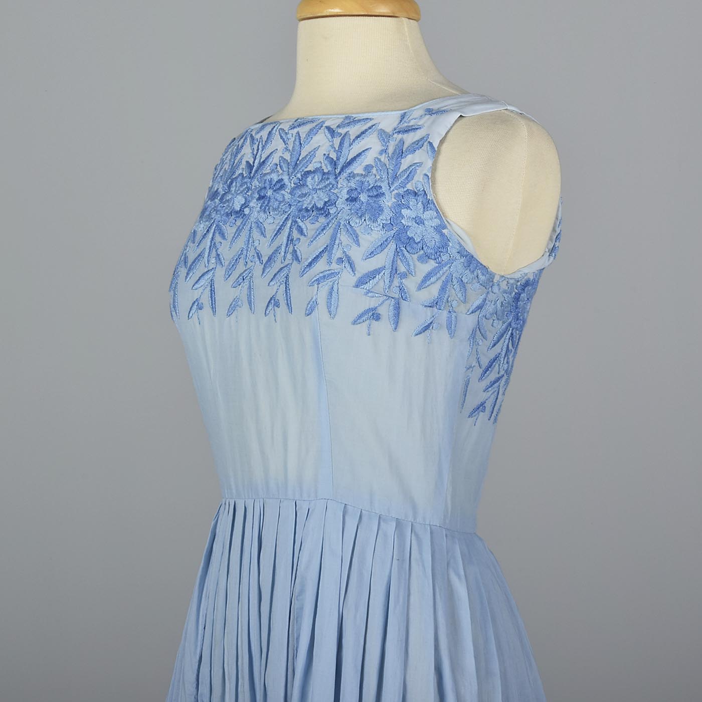 1950s Blue Cotton Day Dress with Embroidered Bodice