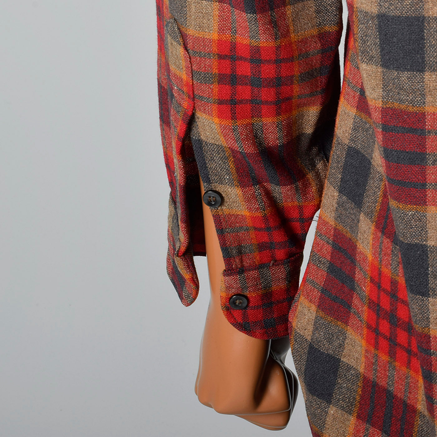 1970s Mens Pendleton Plaid Wool Shirt with Wing Collar