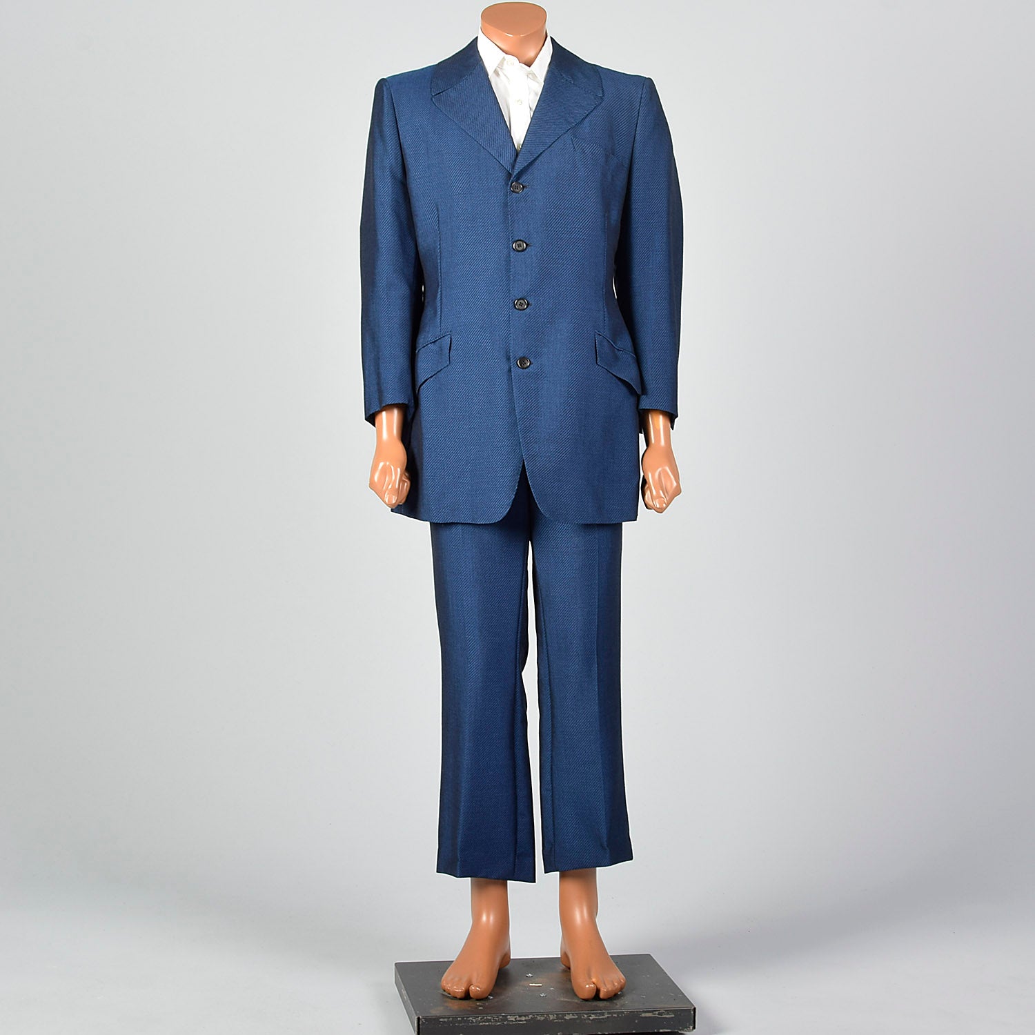 42L 1960s Mens Blue Diagonal Stripe Suit