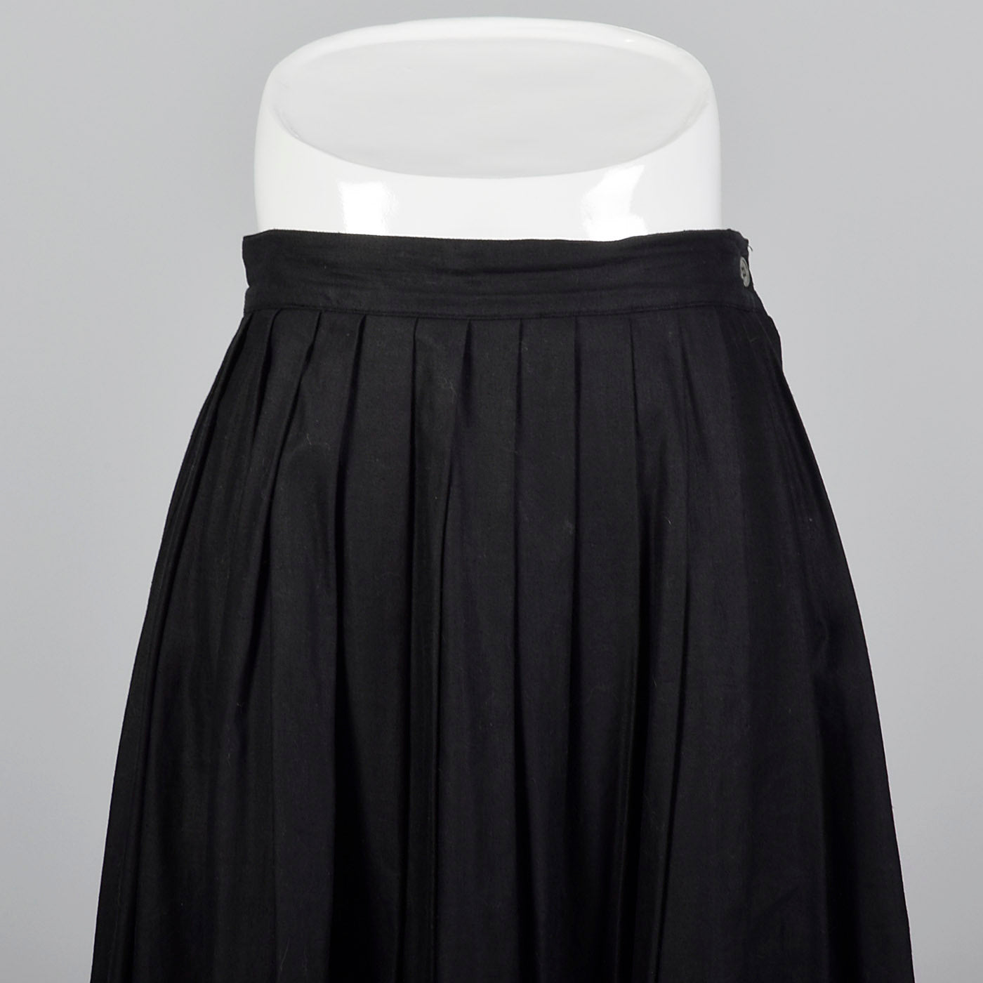 1990s Anne Klein A Line Black Skirt with Embroidered Border