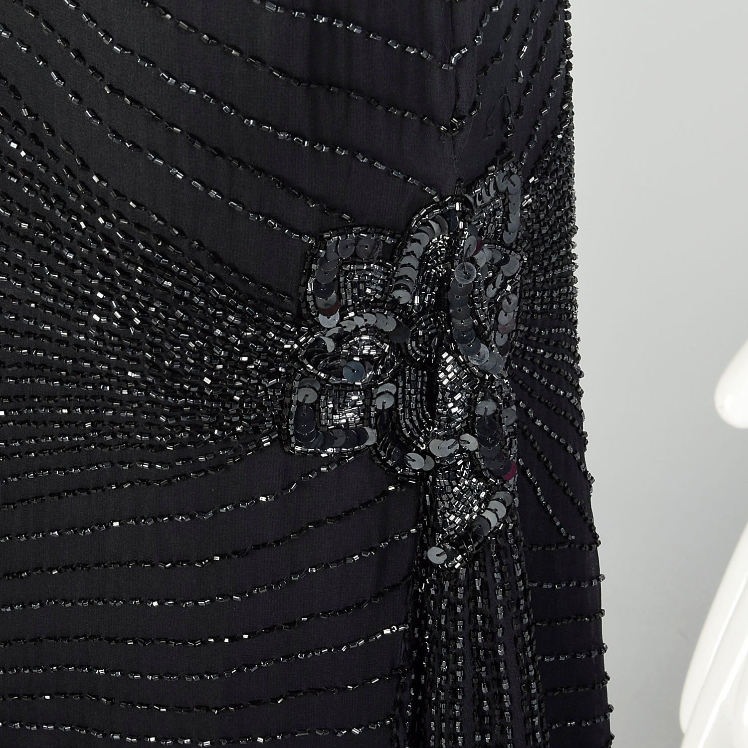 Medium 1980s Black Silk Beaded Dress Cocktail Party Keyhole Back