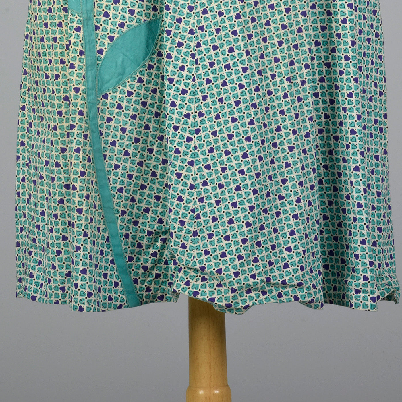 1950s Cotton Day Dress with Novelty Flower Pocket