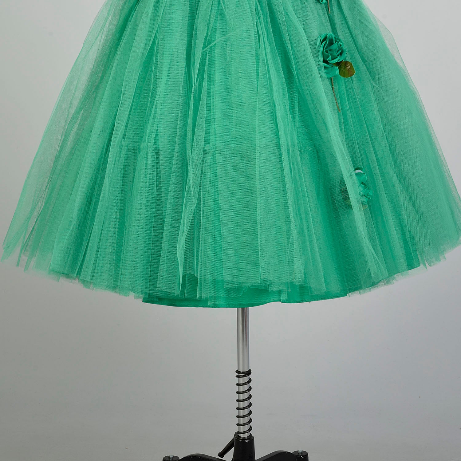 XS 1950s Kelly Green Tulle Prom Dress Strapless Taffeta Peplum Bodice Rose Embellishments