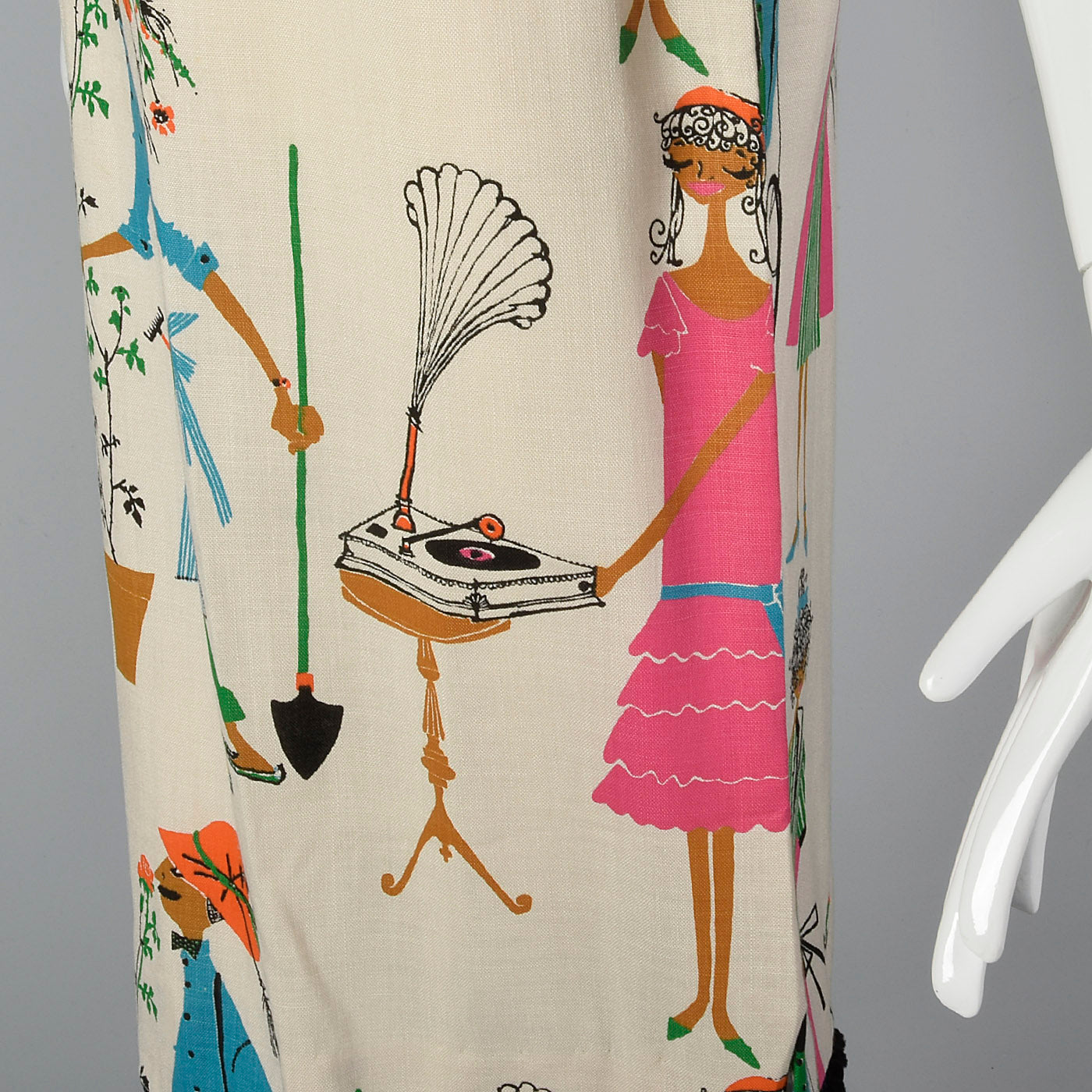 1960s Deadstock Novelty Print Shift Dress with Pom Pom Hem