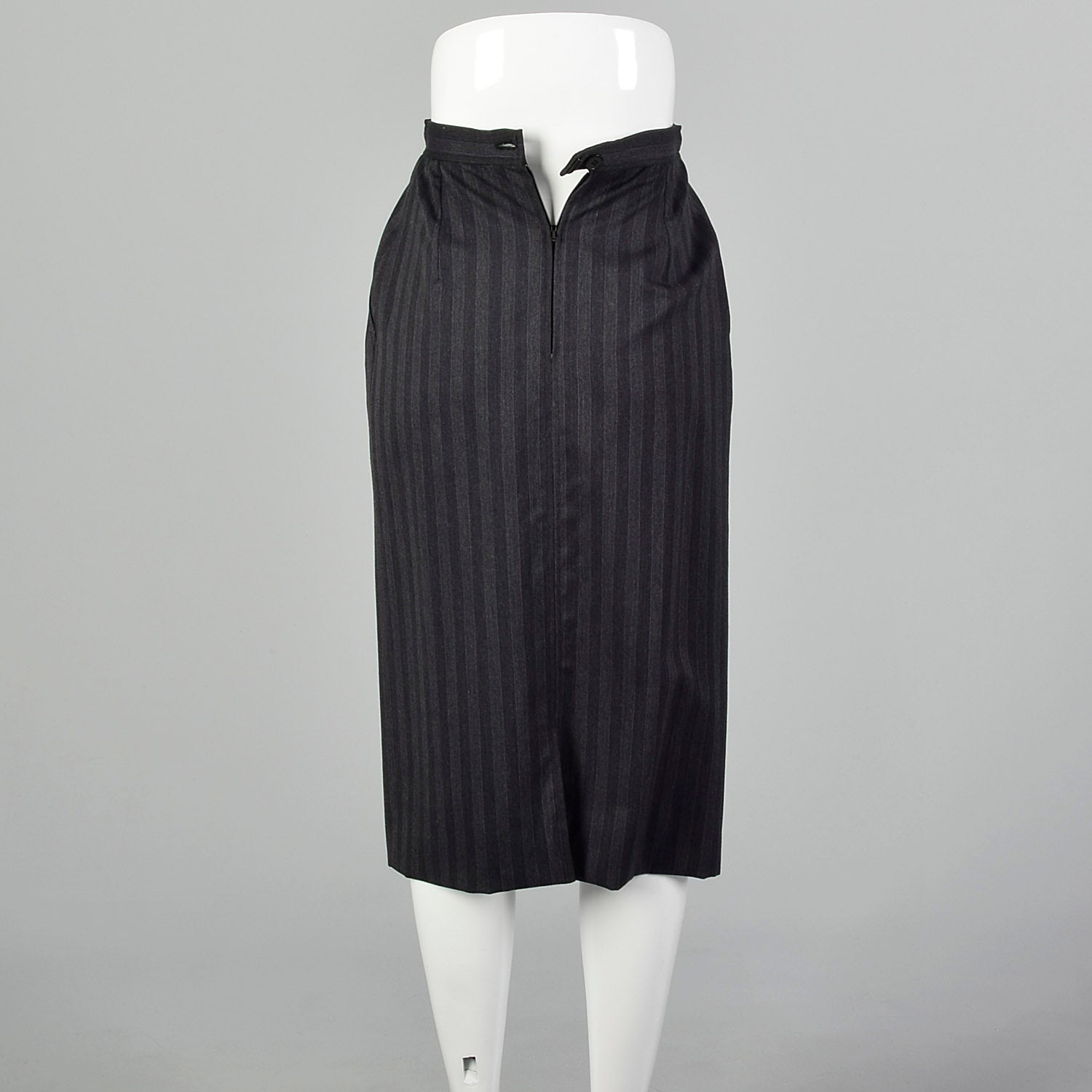 XXS Gucci 1970s Grey Pinstriped Pencil Skirt
