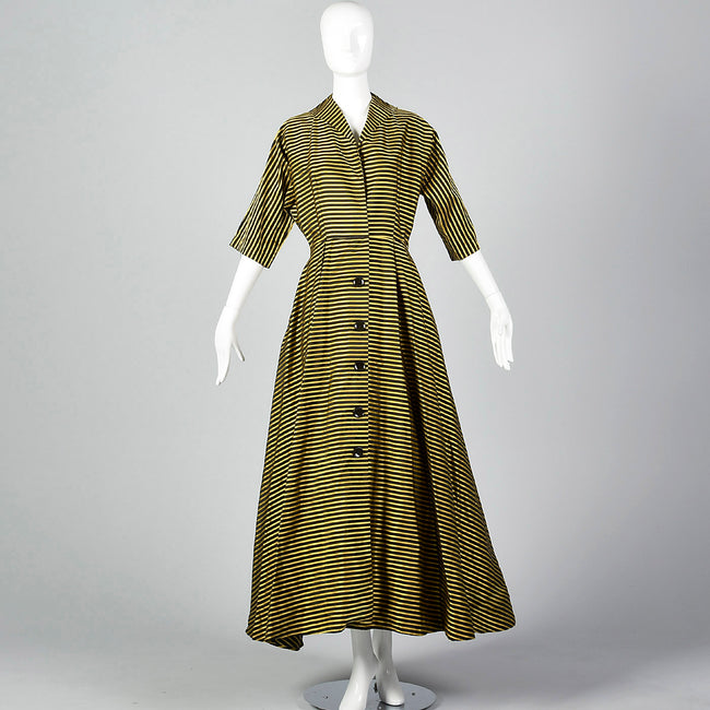 1950s Yellow and Black Striped Dressing Gown