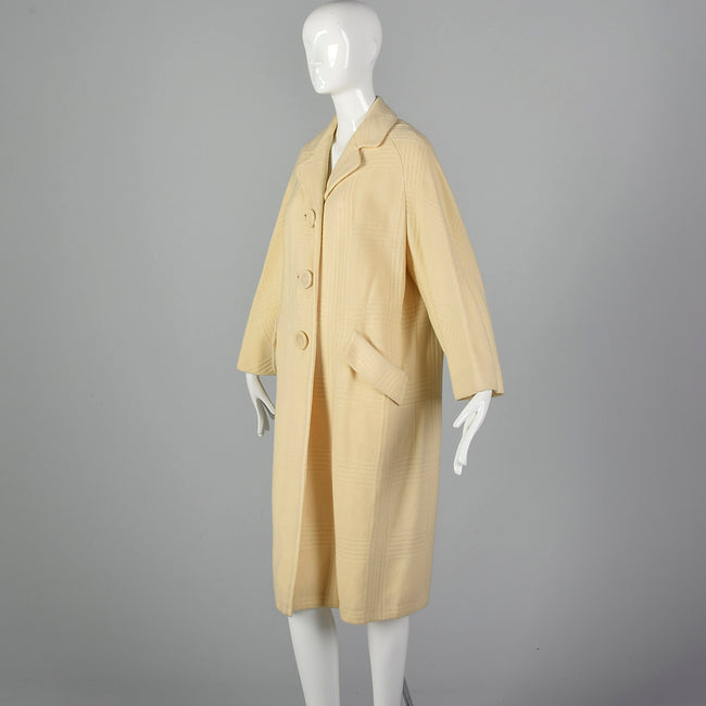 Small 1950s Cream Winter Coat