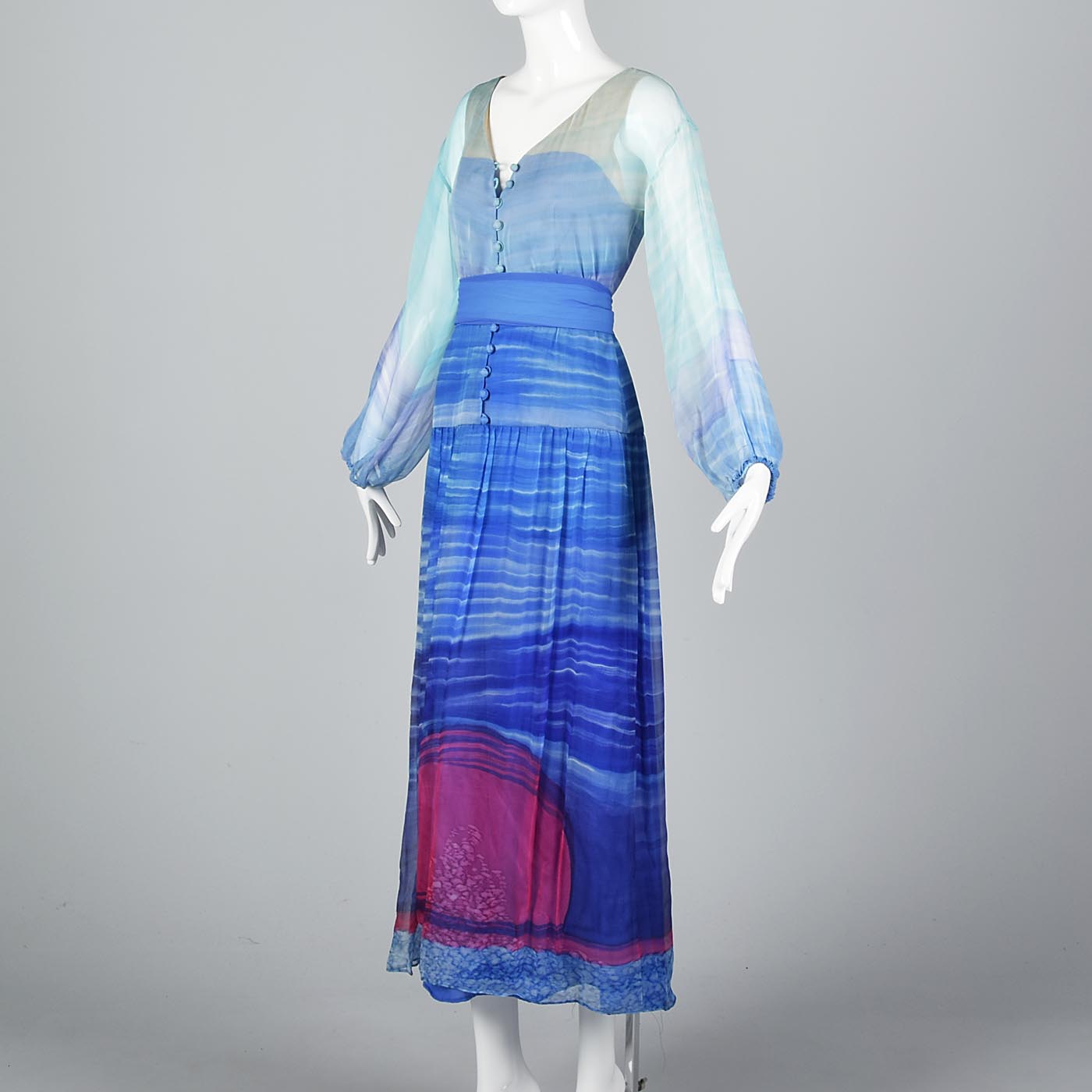 Beautiful Blue Travilla Maxi Dress with Sunset Design